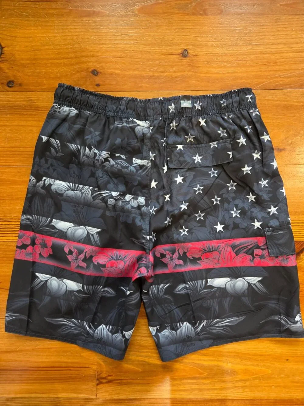Men’s US Apparel Swim Shorts Trunks Swimsuit Size 2XL Black Red New with Tags
